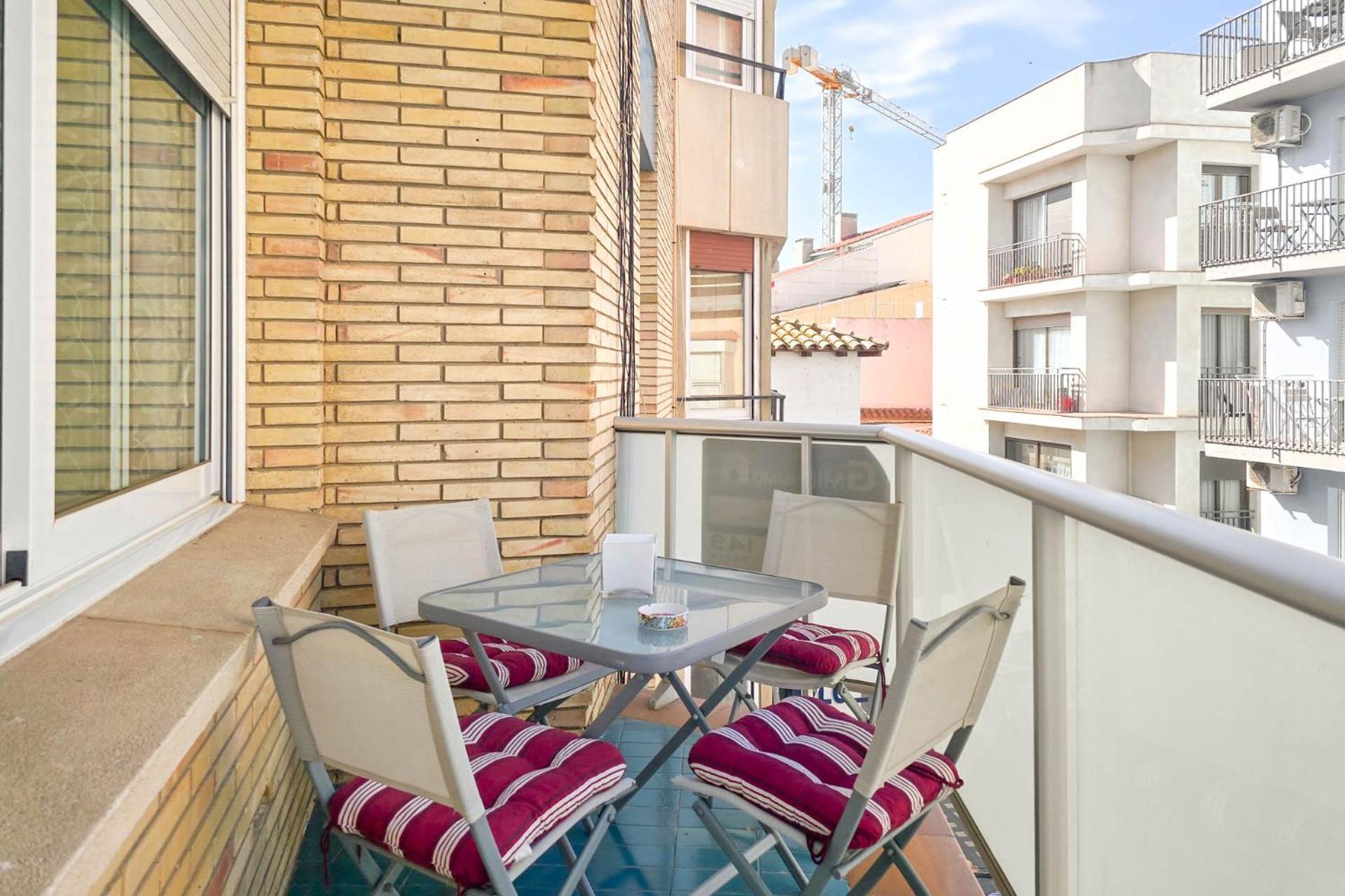 Apartamento Piso En El Centro De Immo 365 Rosas